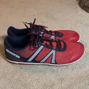 XERO HFS minimalist sneakers